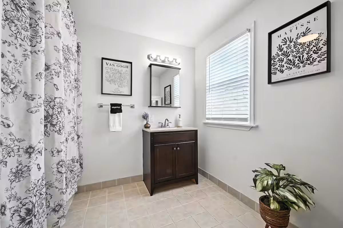 adc6fb6b-383f-4144-a19b-f0bbbe110c9e